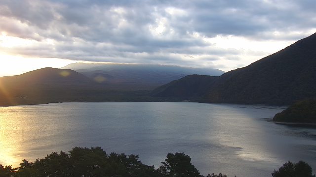 2025年10月29日06時15分