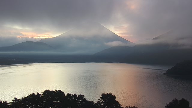 2025年10月31日05時45分