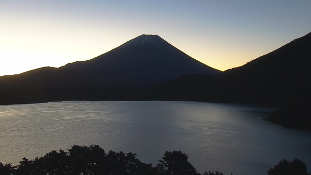 2025年11月04日05時35分