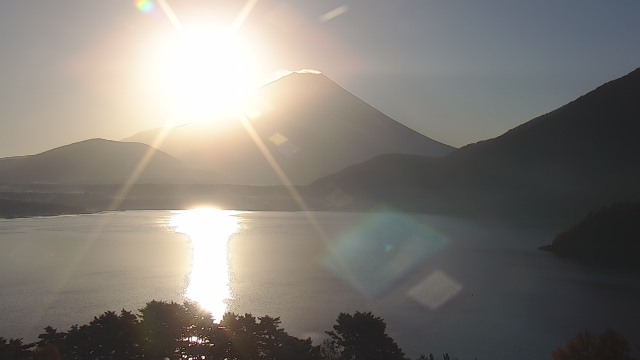 2025年11月28日07時15分