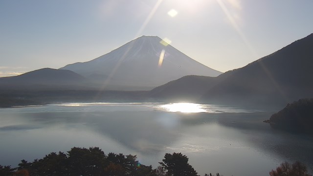 2025年12月01日08時25分