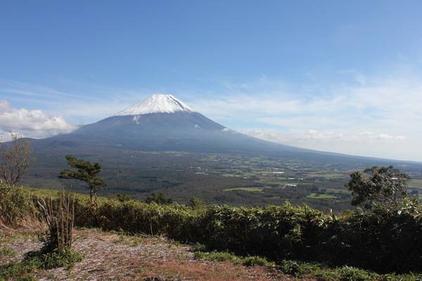 竜ヶ岳+〔りゅうがたけ〕+(1,485m)