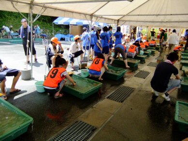 今年も160人以上が参加！大盛況の砂金掘り大会