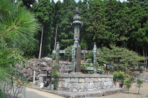 【県指定文化財】久遠寺相輪塔の画像