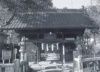 【町指定文化財】若宮八幡神社随神門の画像