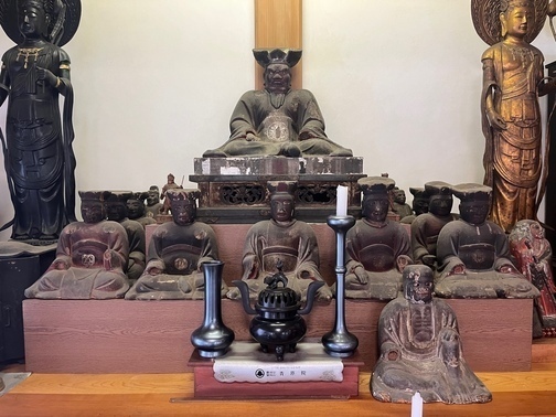 【町指定文化財】木造十王尊坐像の画像