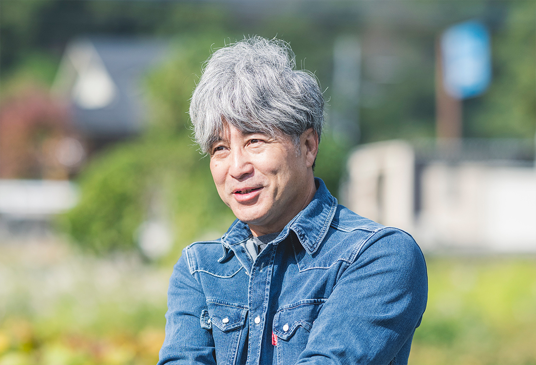 浅野秀人さんがしゃべっている様子