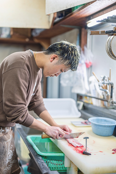 玉川楼で働く様子