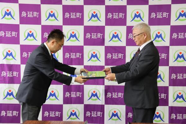 中間答申の画像1